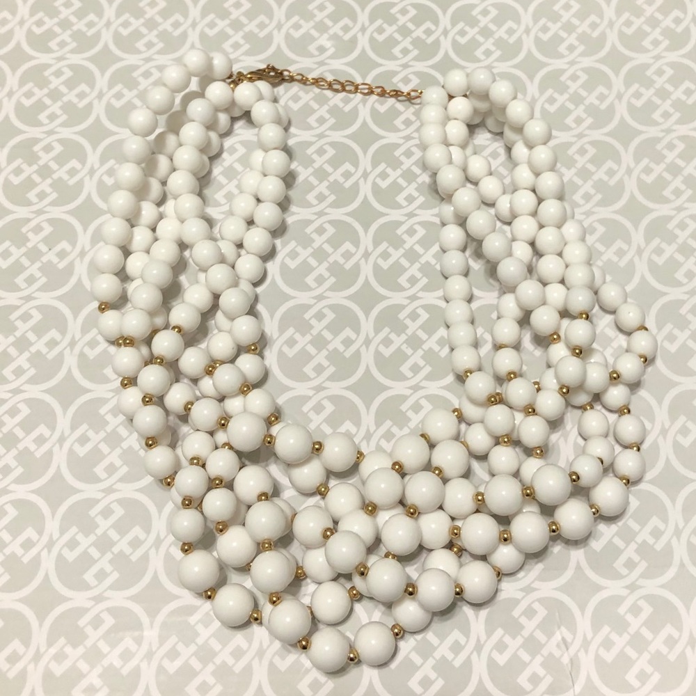 Beaded necklace